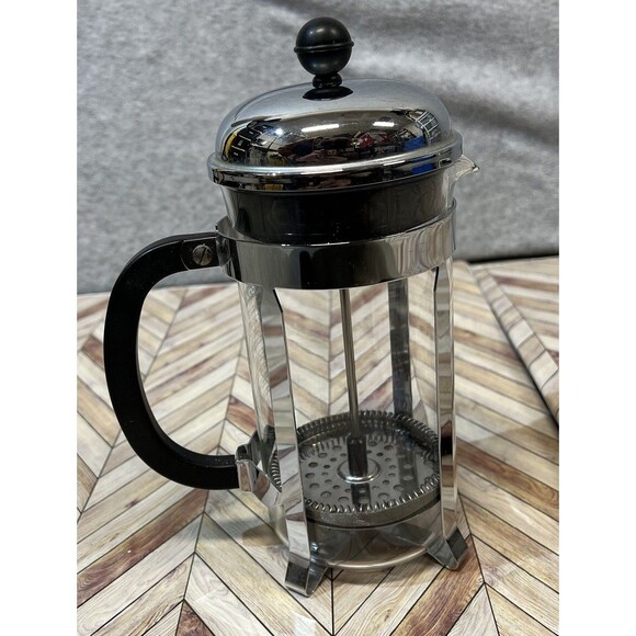 Bodum Chambord French Press Coffee Maker Chrome & Glass 32oz (4 Cup) - Picture 1 of 10